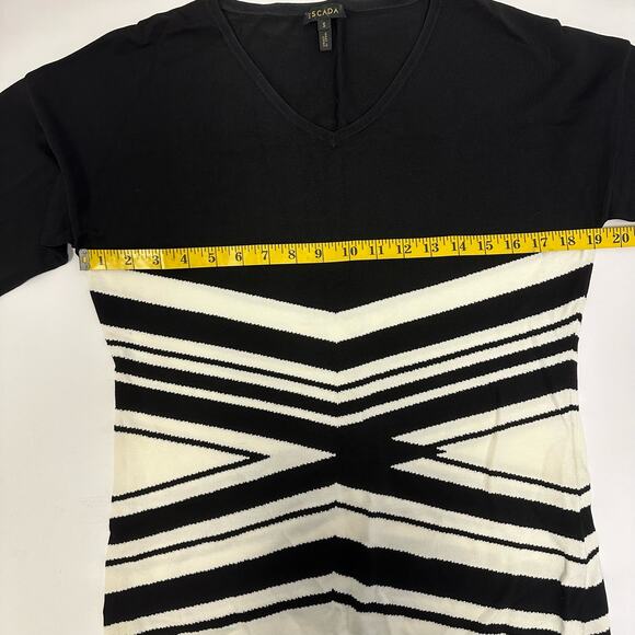 Escada Stralon Black & White V-Neck Pullover - Size Small - Picture 8 of 10
